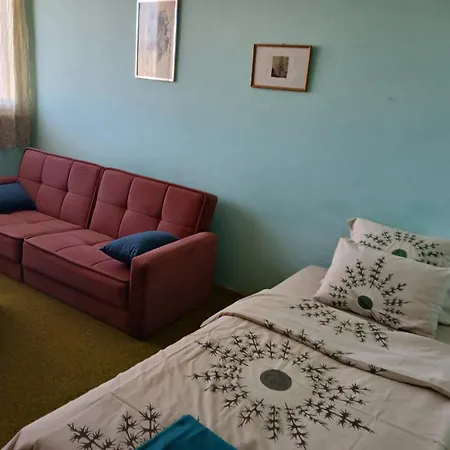 Mocartov Kutak - Sarmantan Dvosoban Stan U Sirem Centru Nisa Apartment Nis