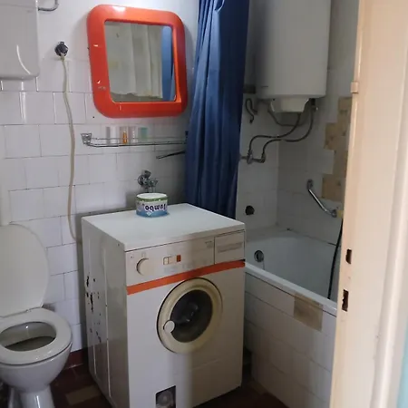 Mocartov Kutak - Sarmantan Dvosoban Stan U Sirem Centru Nisa * Nis
